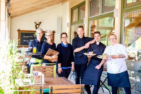 Das Team von Forsthaus Thiemsburg